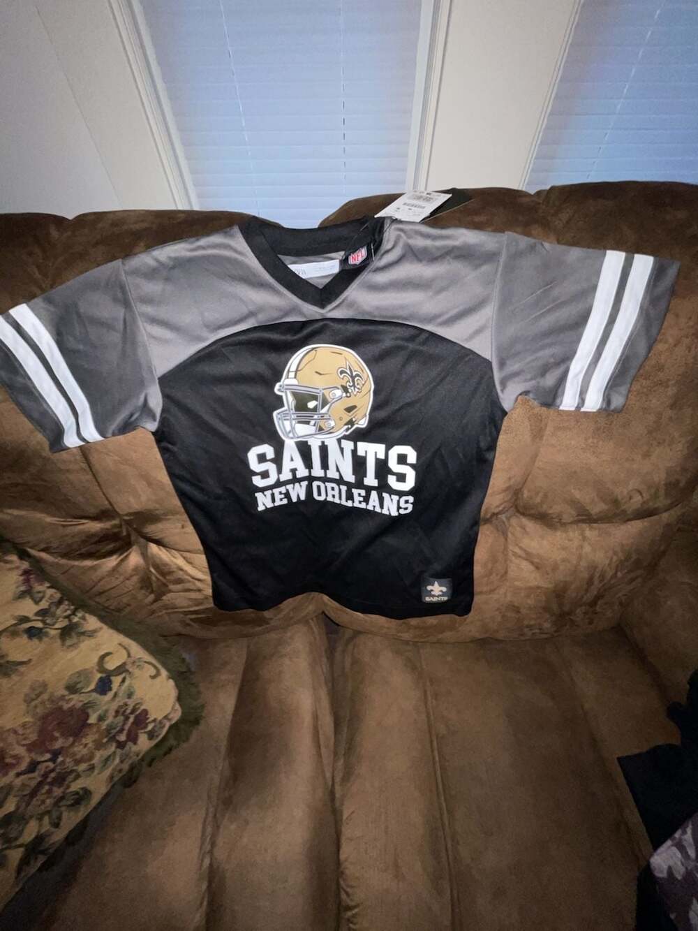 Zara NFL New Orleans Saints Kids Jersey T-Shirt Size 9/10